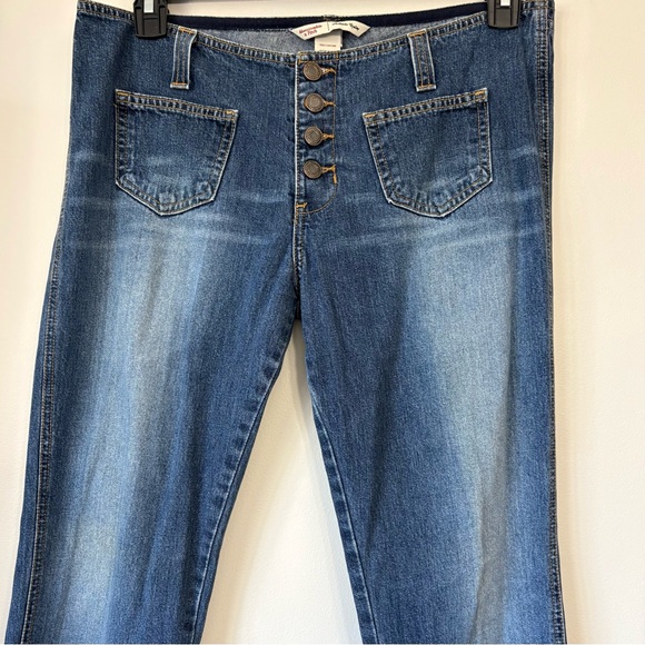 Abercrombie & Fitch Low Rise Button Fly Flare Jeans Y2K Patch Pocket Size 8 - Picture 2 of 13